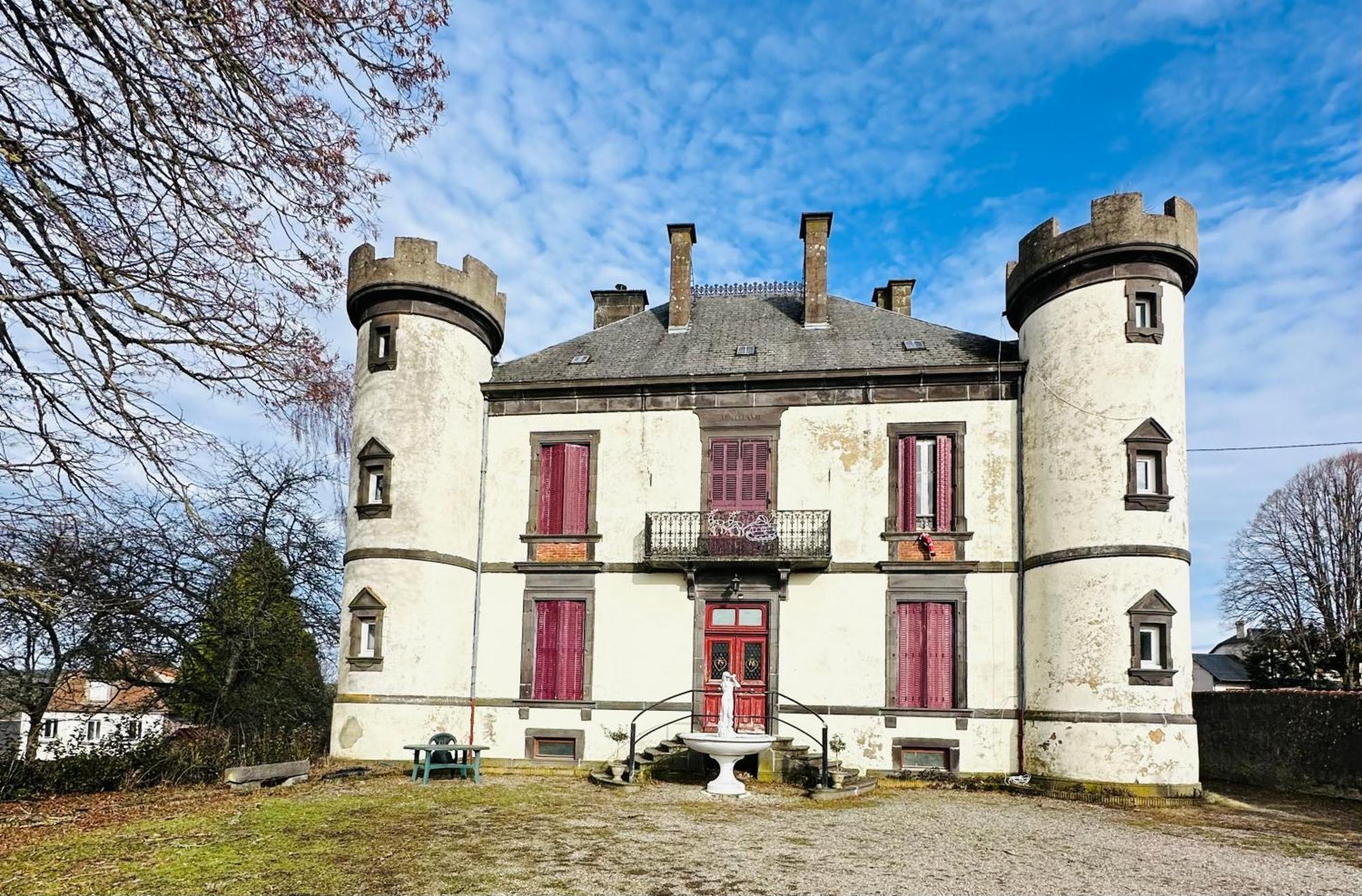 Le Chateau Giat Extérieur photo